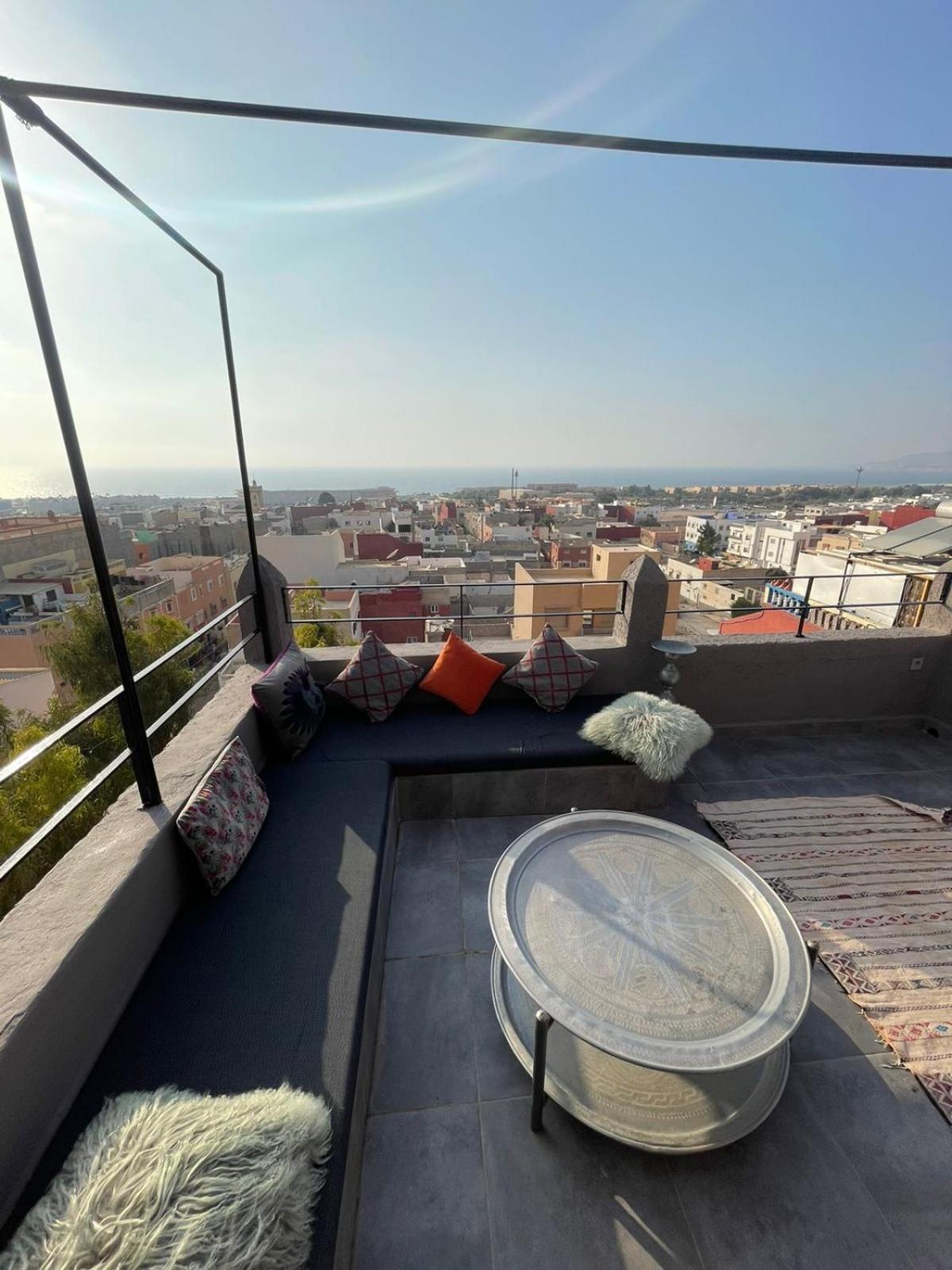 Luxury Riad Seaview, Jacuzzi And Breakfast Hotel Tamraght Luaran gambar